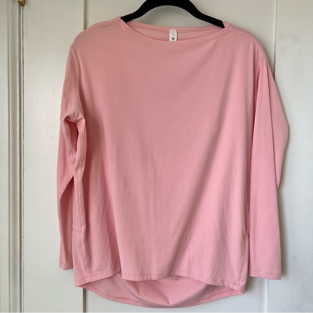 Lululemon Back in Action Long Sleeve Shirt *Nulu (Size 2 in dew pink)